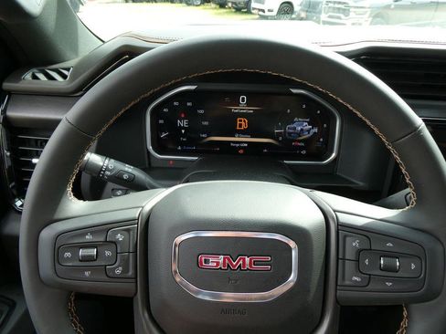 New 2026 GMC Sierra 2500 AT4 w/ AT4 Premium Plus Package AWD/4WD image 20