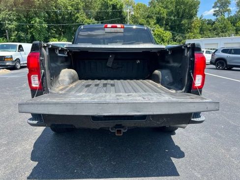 Used 2017 Chevrolet Silverado 1500 High Country AWD/4WD image 34
