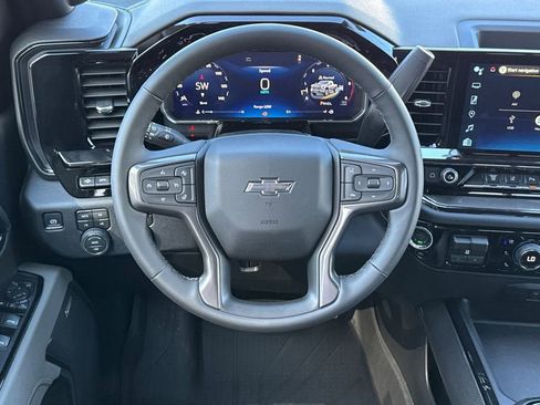 New 2026 Chevrolet Silverado 2500 ZR2 AWD/4WD image 14
