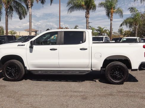 Used 2025 Chevrolet Silverado 1500 Custom Trail Boss w/ Dark Appearance Package AWD/4WD image 5