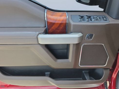 Used 2017 Ford F250 King Ranch AWD/4WD image 16