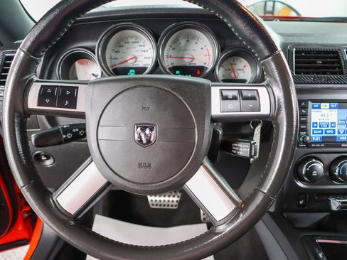 Used 2010 Dodge Challenger SRT8 image 12