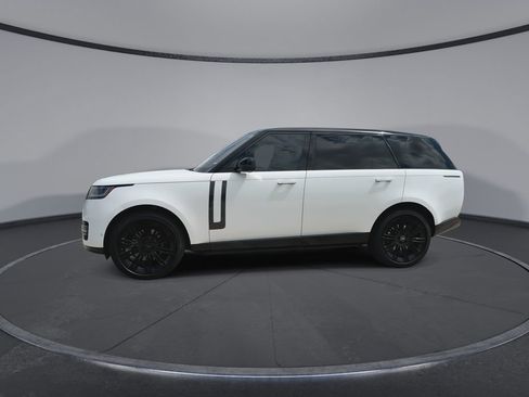 Used 2023 Land Rover Range Rover Long Wheelbase SE image 5