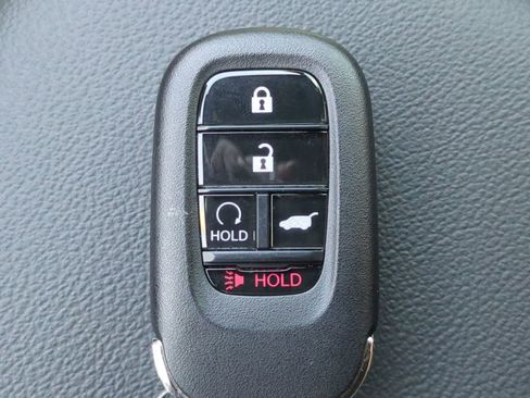 Used 2025 Honda CR-V Sport image 27