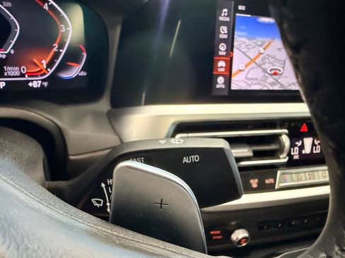 Used 2019 BMW 330i Sedan w/ Driving Assistance Package RWD image 33