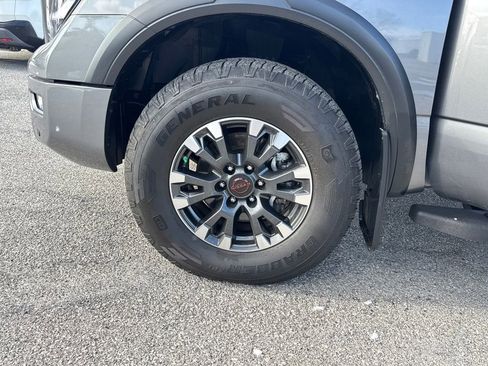 Used 2024 Nissan Titan PRO-4X w/ Pro-4x Convenience Package image 28