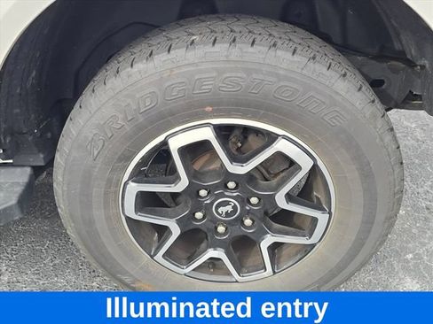Used 2024 Ford Bronco Outer Banks AWD/4WD image 18