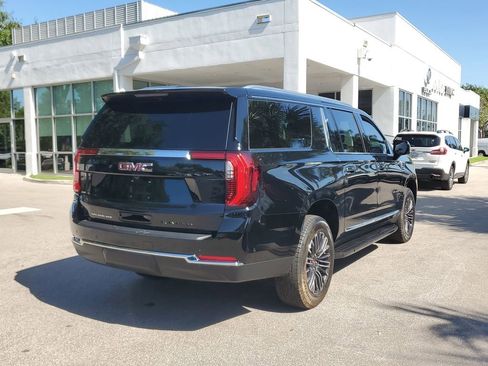 Certified 2025 GMC Yukon XL Elevation AWD/4WD image 6