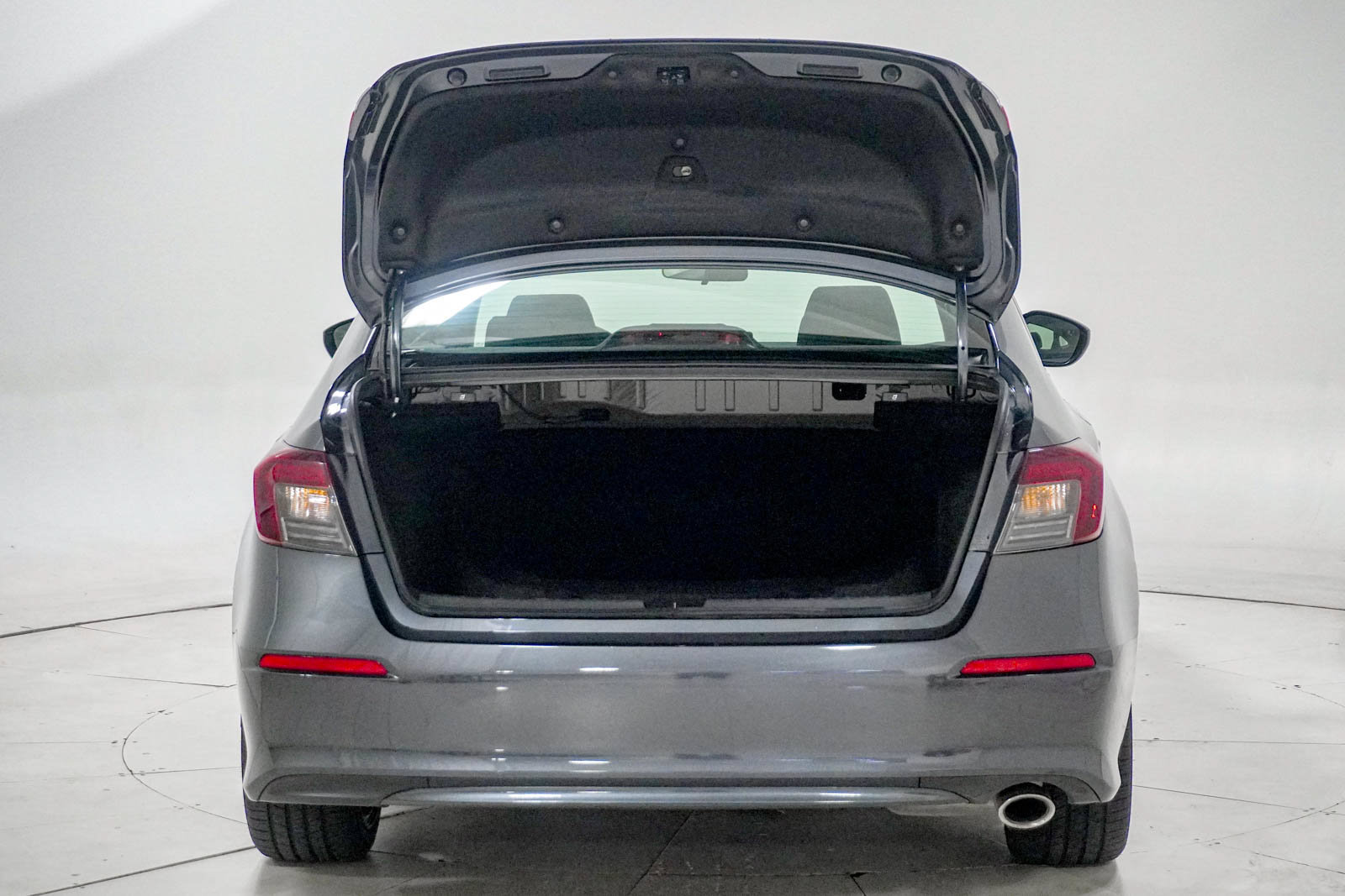 Used 2025 Honda Civic Sport image 8