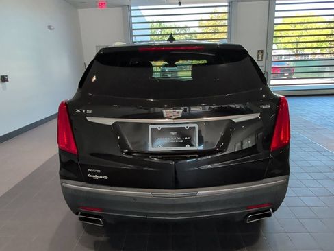 Used 2018 Cadillac XT5 Luxury w/ Driver Awareness Package AWD/4WD image 4