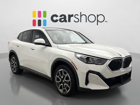 Used 2026 BMW X2 xDrive28i AWD/4WD image 5
