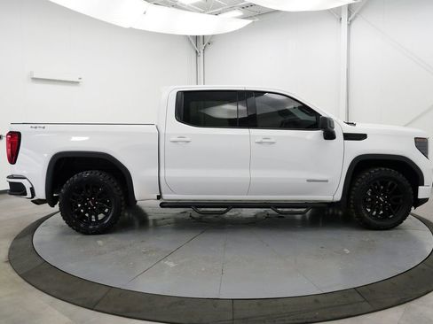 Used 2023 GMC Sierra 1500 Elevation AWD/4WD image 8