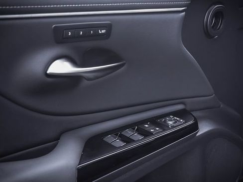 Certified 2022 Lexus ES 350 w/ Premium Package FWD image 13