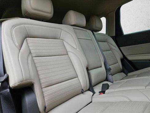 Used 2024 Lincoln Nautilus Reserve AWD/4WD image 20