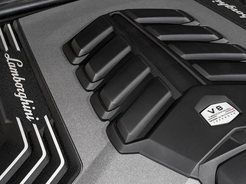 Used 2022 Lamborghini Urus AWD/4WD image 48