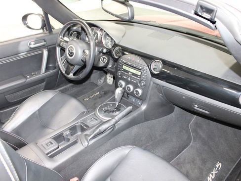 Used 2012 MAZDA MX-5 Miata Special Edition image 27