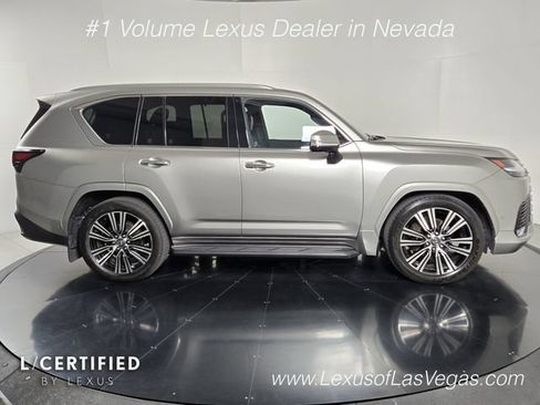 Certified 2025 Lexus LX 700h Luxury AWD/4WD image 7