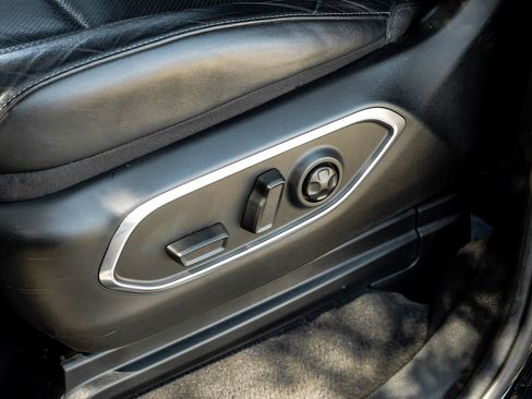 Used 2022 Jeep Wagoneer Series III image 42