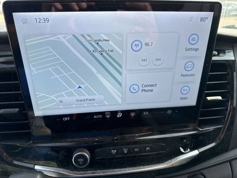 Used 2023 Ford Transit 350 XLT image 24