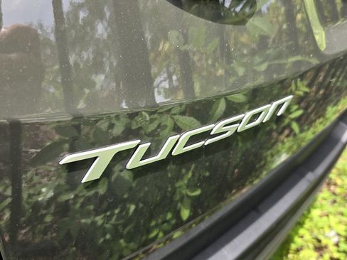 Used 2025 Hyundai Tucson Limited FWD image 7