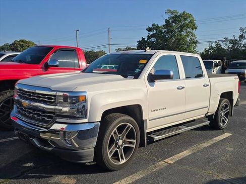 Used 2017 Chevrolet Silverado 1500 LTZ AWD/4WD image 14