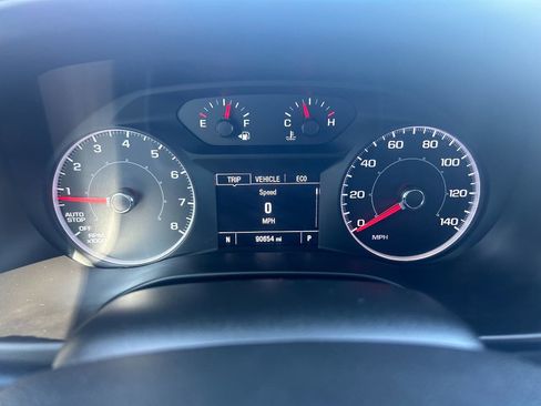 Used 2017 GMC Acadia SLE image 5