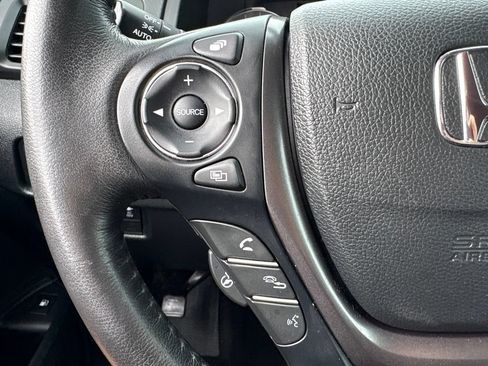 Used 2023 Honda Ridgeline RTL-E image 19