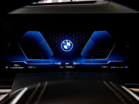 Certified 2025 BMW X7 xDrive40i image 17