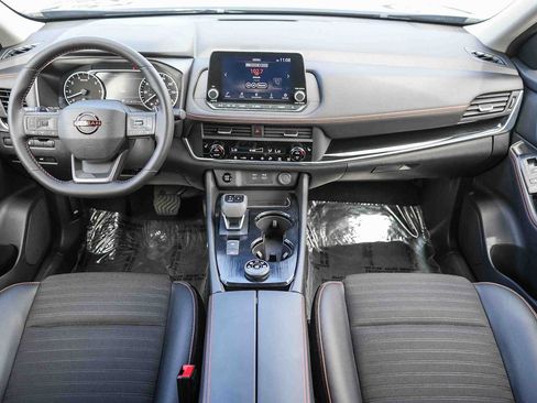 Used 2025 Nissan Rogue SV w/ Rock Creek Premium Package AWD/4WD image 12