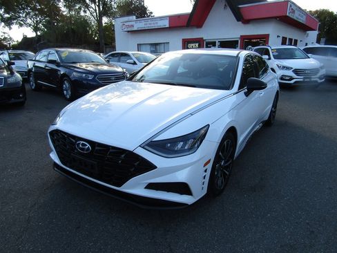 Used 2020 Hyundai Sonata SEL Plus image 1