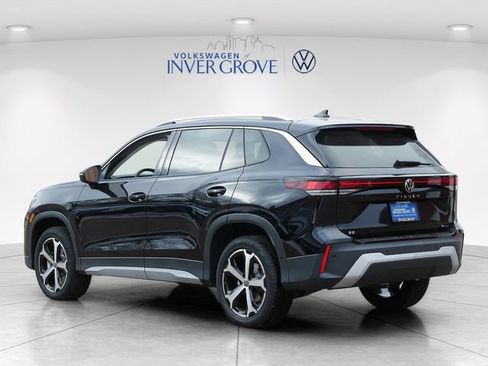 New 2026 Volkswagen Tiguan SE AWD/4WD image 3