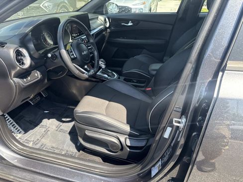 Used 2023 Kia Forte GT-Line w/ GT-Line Technology Package FWD image 18