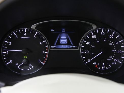 Used 2018 Nissan Altima 2.5 SV image 8