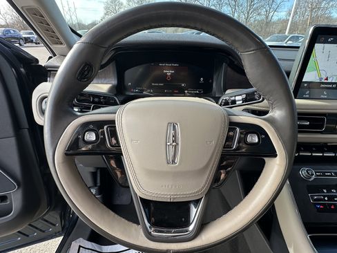 Used 2022 Lincoln Aviator Reserve w/ Equipment Group 201A image 19