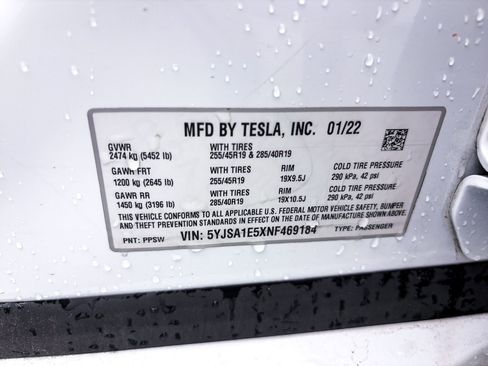 Used 2022 Tesla Model S AWD/4WD image 46