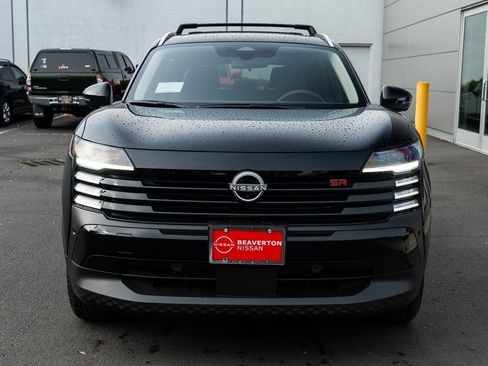 New 2026 Nissan Kicks SR image 2