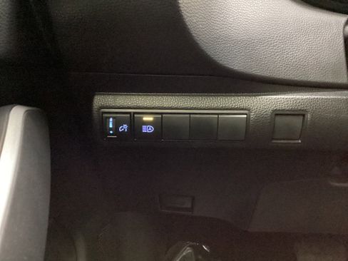 Used 2022 Toyota Corolla SE image 38