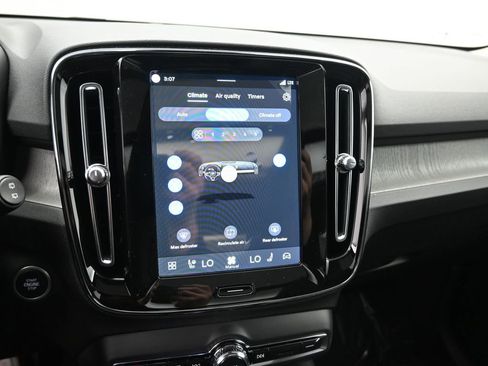 New 2026 Volvo XC40 B5 Plus w/ Protection Package Premier image 14