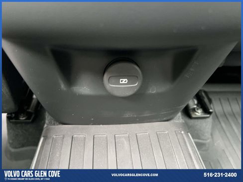 Used 2026 Volvo XC60 B5 Plus w/ Protection Package Premier AWD/4WD image 11