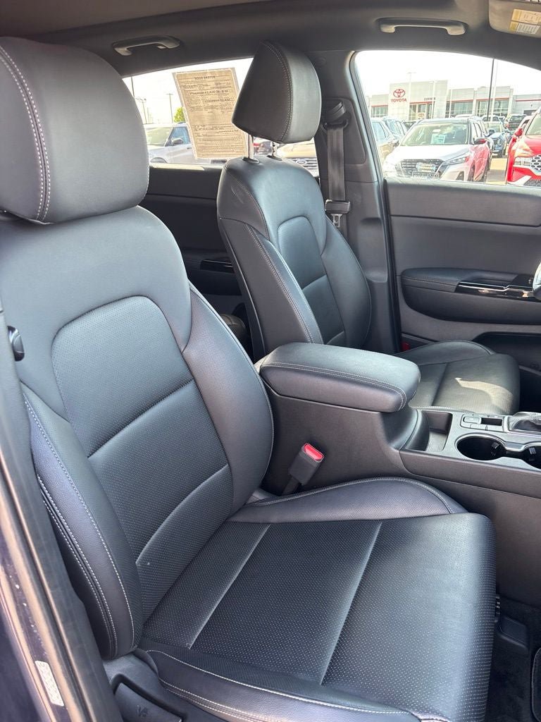 Used 2022 Kia Sportage Nightfall Edition w/ Nighfall AWD Premium Package image 21