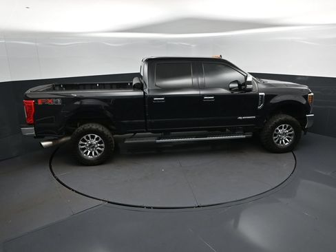 Used 2019 Ford F250 Lariat w/ Lariat Ultimate Package AWD/4WD image 35
