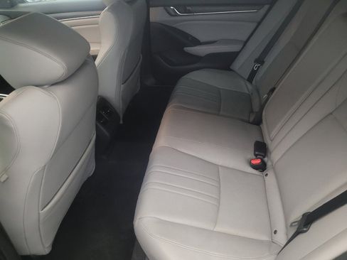 Used 2018 Honda Accord EX-L image 18