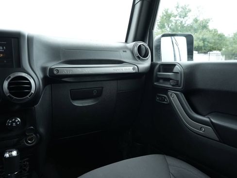 Used 2016 Jeep Wrangler Unlimited Sport w/ Quick Order Package 24S AWD/4WD image 8