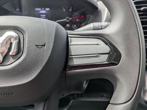 Used 2025 RAM ProMaster 2500 w/ Power Group image 17