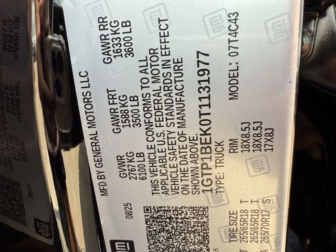 New 2026 GMC Canyon Elevation w/ Convenience Package image 18