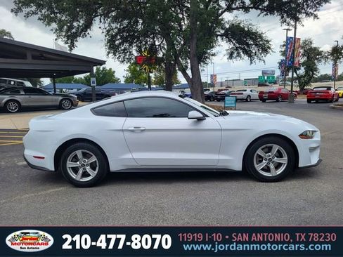 Used 2020 Ford Mustang Coupe RWD image 6