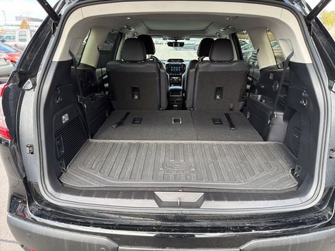 Used 2022 Subaru Ascent Limited w/ Technology Package image 35