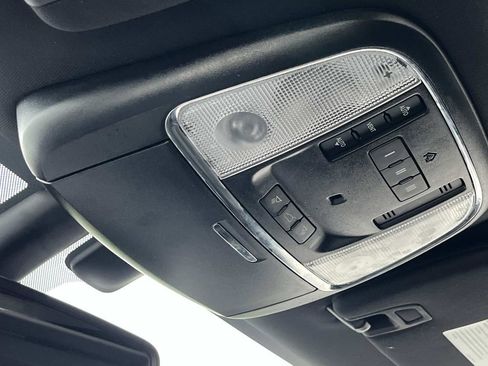 Used 2018 Jeep Grand Cherokee Altitude image 33