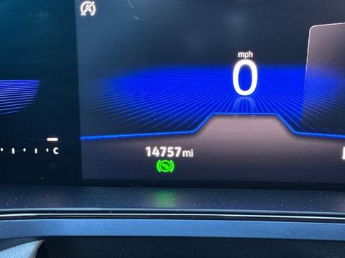 Used 2022 Volkswagen Taos SE image 27