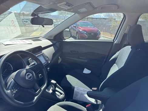 Used 2025 Nissan Kicks Play S image 16